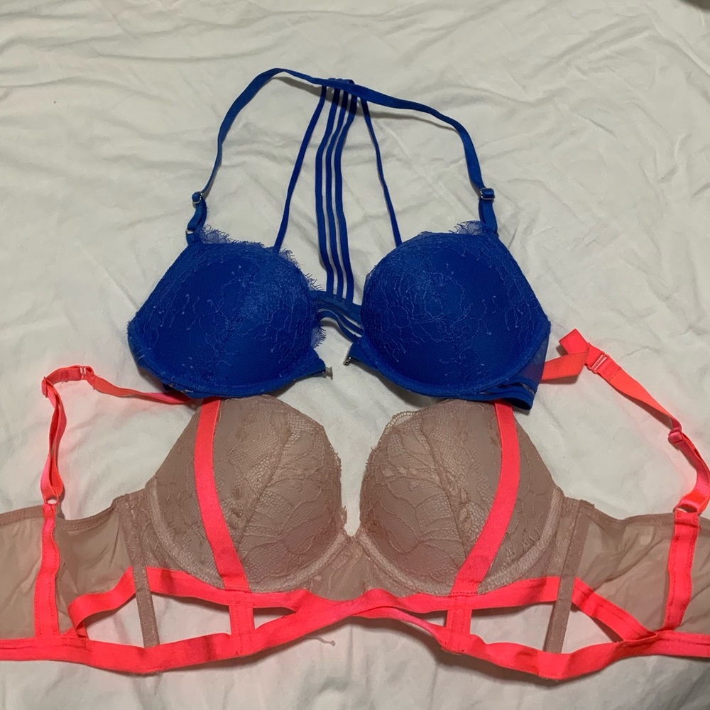 Victoria’s Secret bra- BLUE ONLY